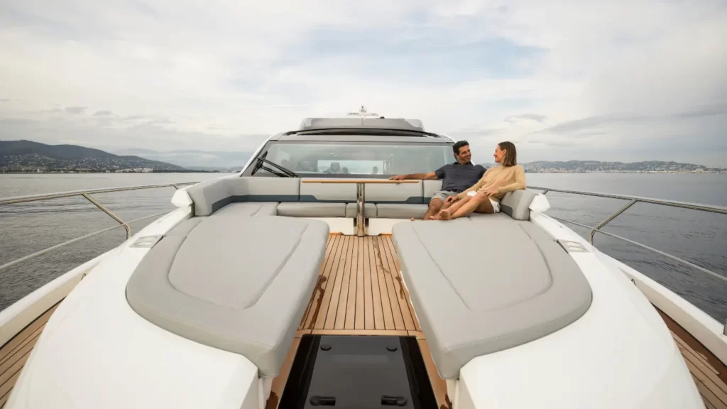 One Brokerage is proud to announce the sale of Australia's first Fairline Phantom 65